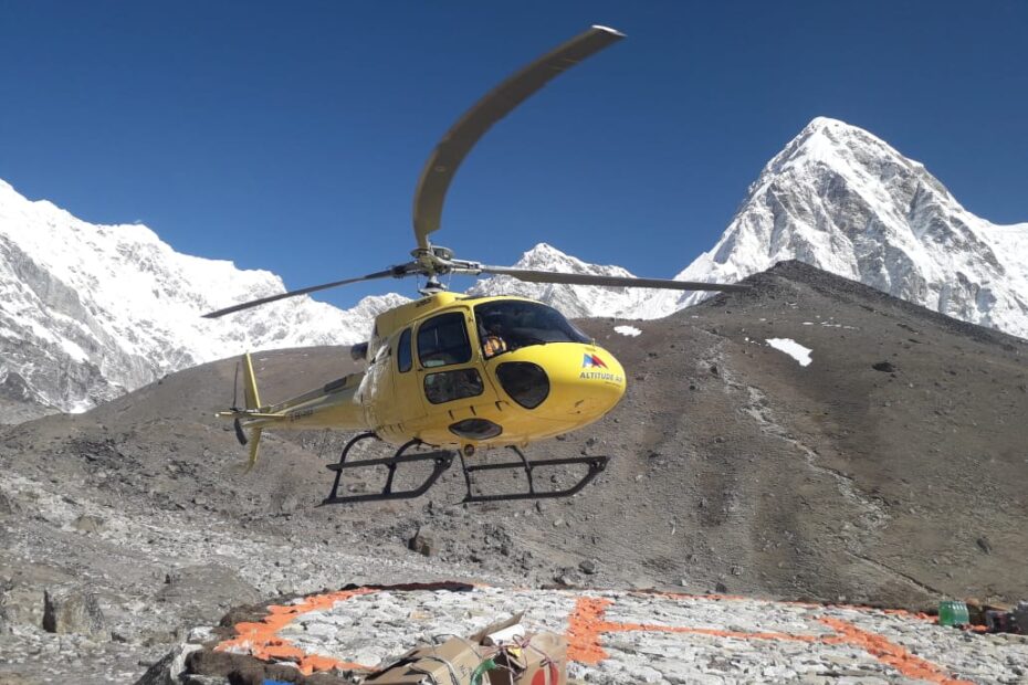 Everest Base Camp Heliopter Tourakshep, Everest