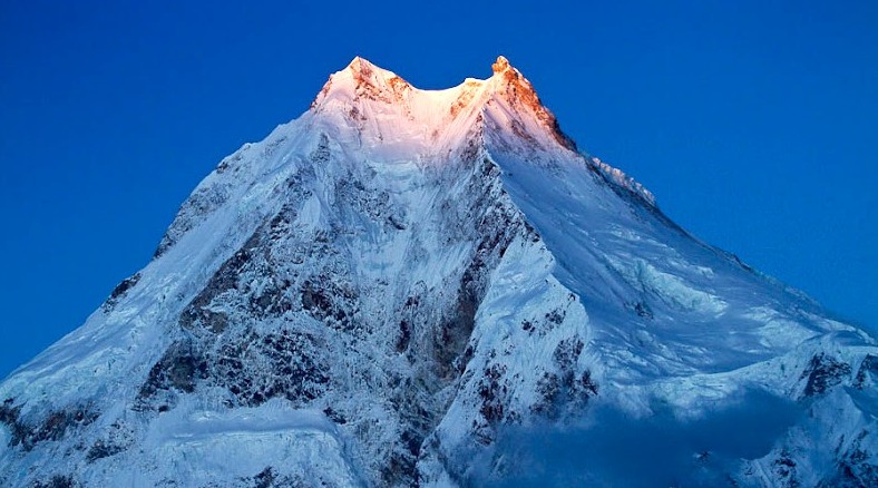 Manaslu (8,163 m), the eighth-highest mountain in the world.