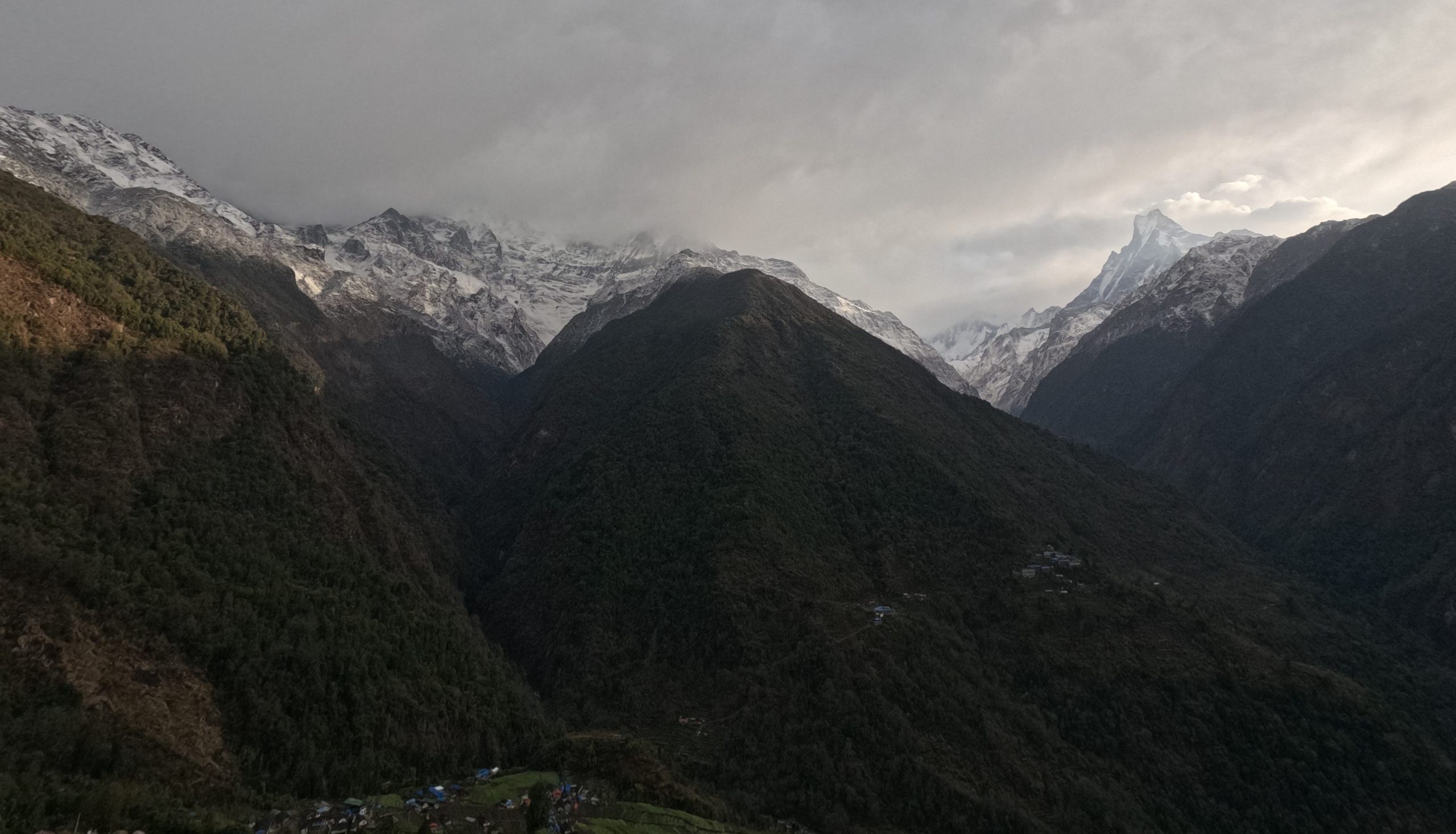 Ghandruk to Chhomrong