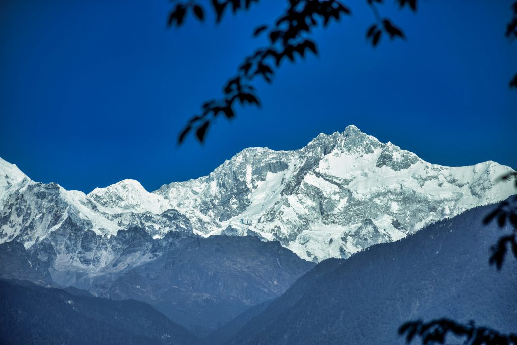 Best Time for Kanchenjunga Trekking