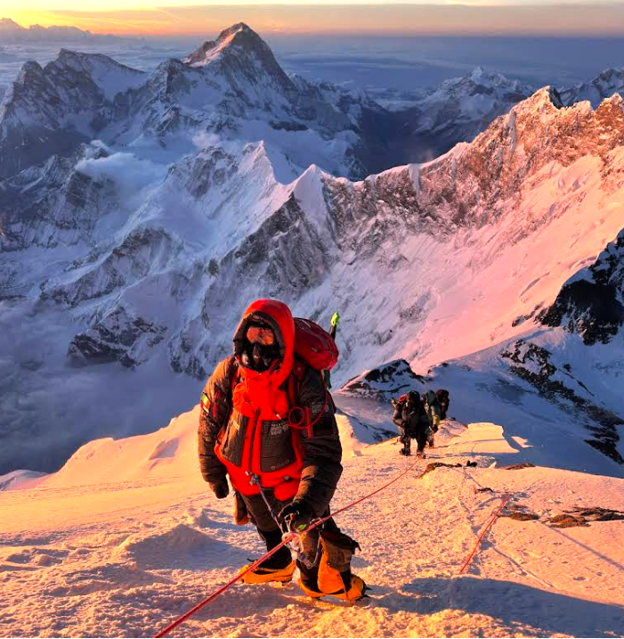 How Long Does It Take to Climb Mount Everest?