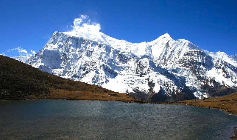 Manang Ice Lake (Kicho Tal)