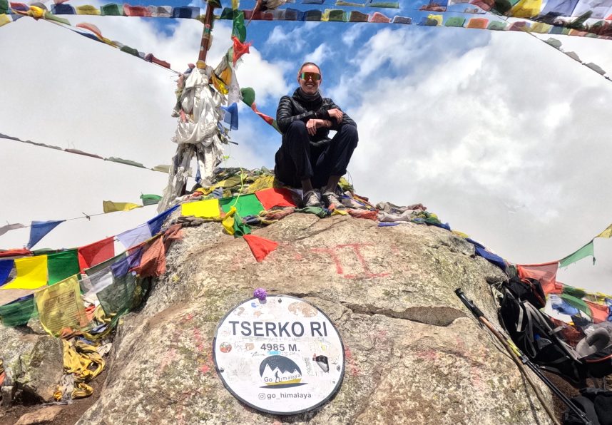 Tsergo Ri Trek via Dhunche